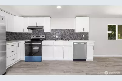 42129 Pine Street, Concrete, WA 98237 - Photo 7