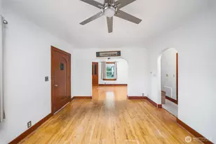 301 NW Benton Ave, Winlock, WA 98596 - Photo 5