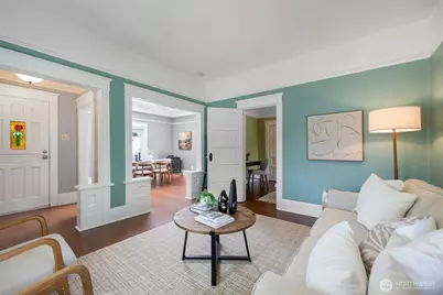 6717 26th Avenue NW, Seattle, WA 98117 - Photo 3