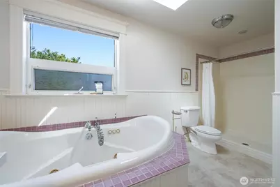 6717 26th Avenue NW, Seattle, WA 98117 - Photo 23