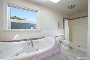 6717 26th Ave NW, Seattle, WA 98117 - Photo 23