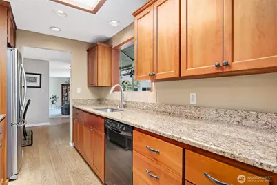 975 Front Street S, Issaquah, WA 98027 - Photo 11
