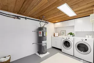 1701 N 82nd St, Seattle, WA 98103 - Photo 23