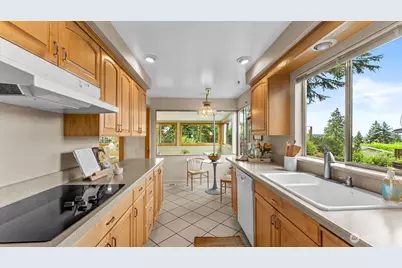 5059 116th Avenue SE, Bellevue, WA 98006 - Photo 17