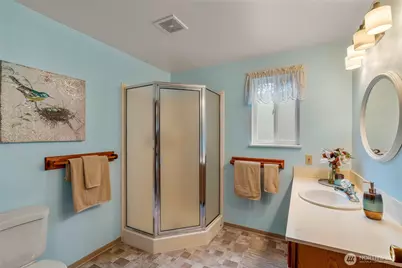 8811 187th Street NE, Bothell, WA 98011 - Photo 15