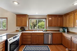 7669 E Alki View Ct, Port Orchard, WA 98366 - Photo 13