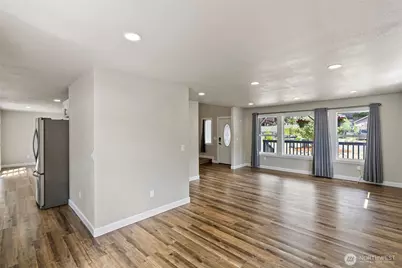 1424 West Avenue, Port Orchard, WA 98366 - Photo 9