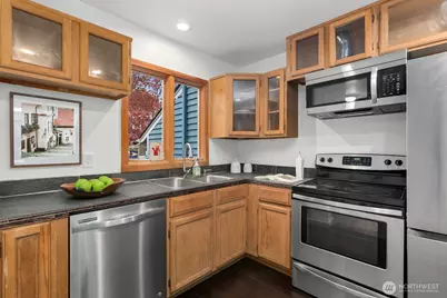 1816 East Jefferson Street #B, Seattle, WA 98122 - Photo 11