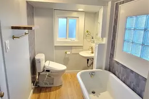 5621 Brooklyn Ave NE, Seattle, WA 98105 - Photo 13
