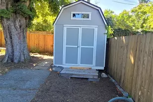5621 Brooklyn Ave NE, Seattle, WA 98105 - Photo 23