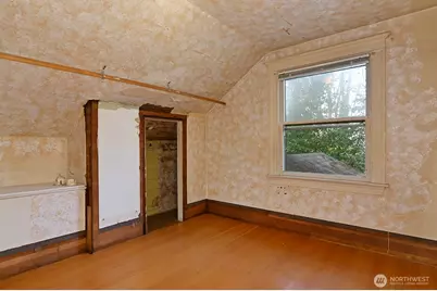 4729 Mount View Drive S, Seattle, WA 98108 - Photo 13