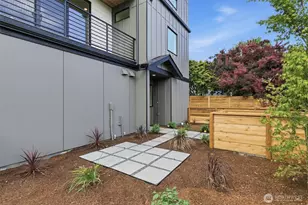 2613 NW 87th St, Seattle, WA 98117 - Photo 5