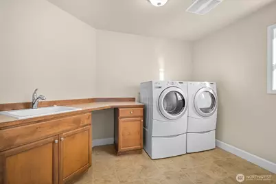 34823 SE Moffat Street, Snoqualmie, WA 98065 - Photo 31
