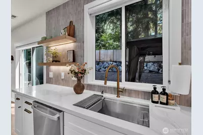 23009 36th Dr SE, Bothell, WA 98021 - Photo 9