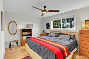 5625 SW Teig Pl, Seattle, WA 98116 - Photo 13