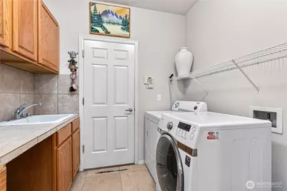 11215 29th Street SE, Lake Stevens, WA 98258 - Photo 15