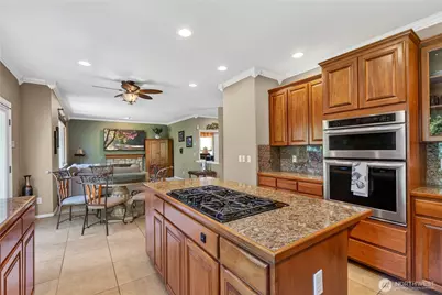 11215 29th Street SE, Lake Stevens, WA 98258 - Photo 9