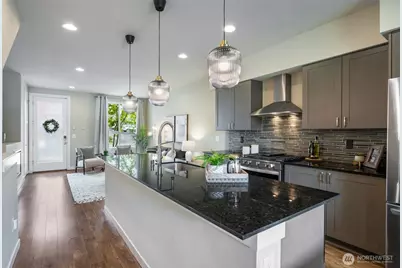 9725 10th Place SW, Seattle, WA 98106 - Photo 9