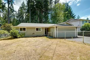 120 155th St SE, Lynnwood, WA 98087 - Photo 1