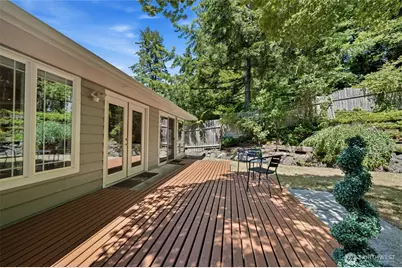 18350 Evanston Avenue N, Shoreline, WA 98133 - Photo 35