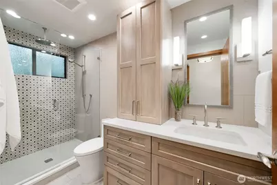 5100 NE 55th Street, Seattle, WA 98105 - Photo 15