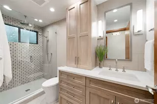 5100 NE 55th St, Seattle, WA 98105 - Photo 15