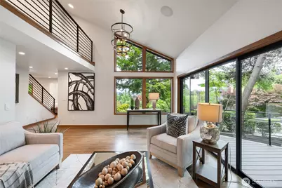 5100 NE 55th Street, Seattle, WA 98105 - Photo 13