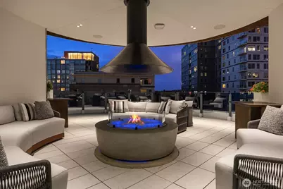 838 Avenue Square NE #2201, Bellevue, WA 98004 - Photo 9