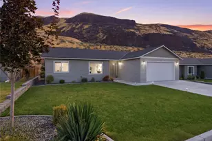 159 George Loop, Rock Island, WA 98850 - Photo 1