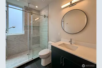 6905 42nd Avenue S #B, Seattle, WA 98118 - Photo 9