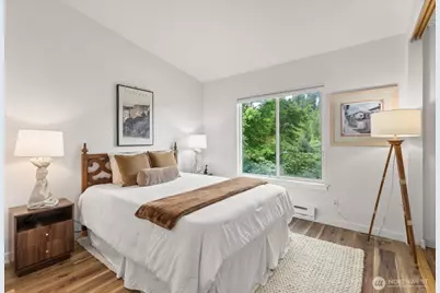 10822 E Riverside Drive #A303, Bothell, WA 98011 - Photo 15