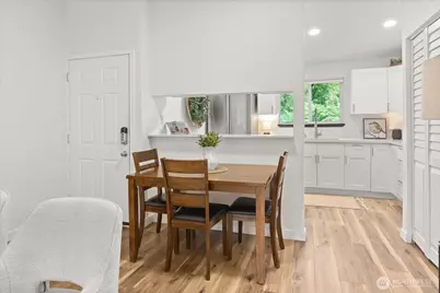 10822 E Riverside Drive #A303, Bothell, WA 98011 - Photo 11