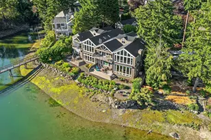 267 Shannon Dr SE, Bainbridge Island, WA 98110 - Photo 5