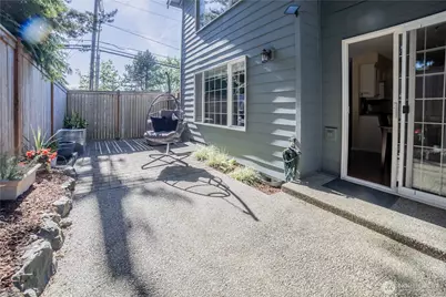 15633 44th Avenue W #B-1, Lynnwood, WA 98087 - Photo 23