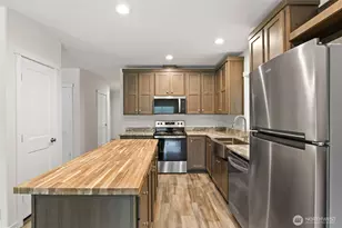 32501 NE 50th St, Carnation, WA 98014 - Photo 9