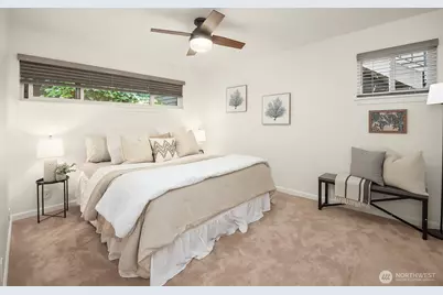 4111 Whitman Avenue N #205, Seattle, WA 98103 - Photo 11