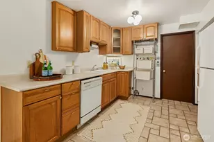 225 32nd Ave E, Seattle, WA 98112 - Photo 19