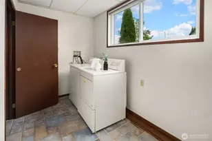 225 32nd Ave E, Seattle, WA 98112 - Photo 23