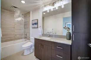 50 Pine St, Edmonds, WA 98020 - Photo 23