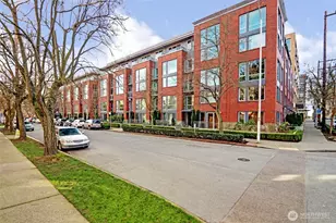 530 Broadway E, Seattle, WA 98012 - Photo 3