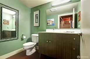 530 Broadway E, Seattle, WA 98012 - Photo 29