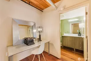 530 Broadway E, Seattle, WA 98012 - Photo 19