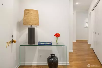 98 Union Street #709, Seattle, WA 98101 - Photo 3