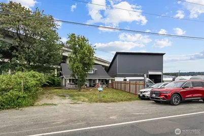 13315 Valley Avenue E, Sumner, WA 98390 - Photo 25