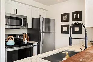3648 Whitman Ave N, Seattle, WA 98103 - Photo 11