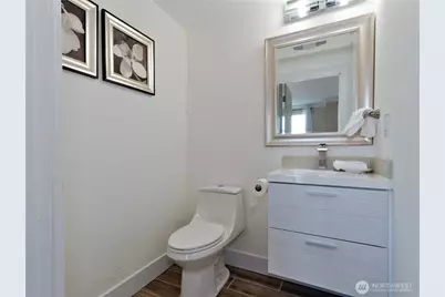 7809 S Sunnyrest Road, Seattle, WA 98178 - Photo 17