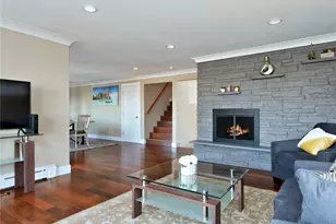 7809 S Sunnyrest Rd, Seattle, WA 98178 - Photo 15