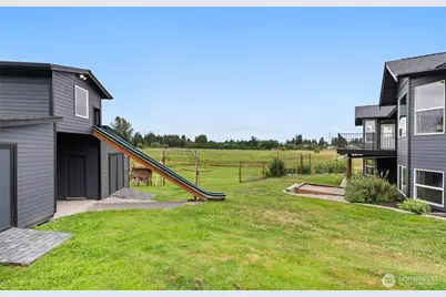 7406 100th Street NE, Marysville, WA 98270 - Photo 37