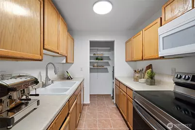 15280 Macadam Road S #E-101, Seattle, WA 98188 - Photo 13