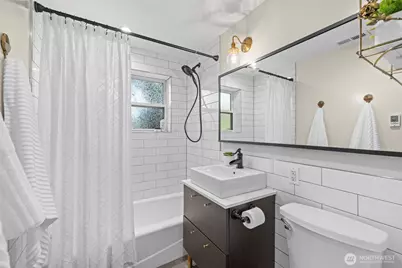 18218 Palatine Avenue N, Shoreline, WA 98133 - Photo 17